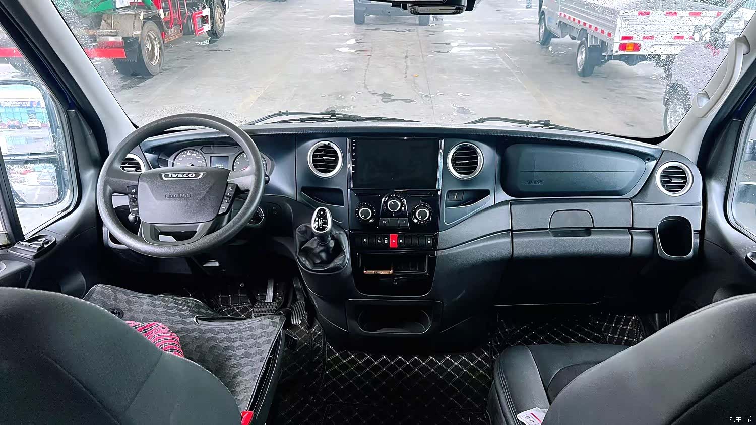 Iveco F1C, 2024 все фото