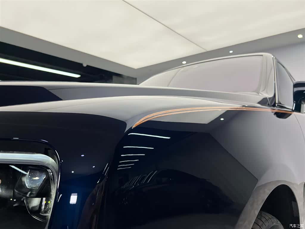 Rolls-Royce Cullinan, 2022 10