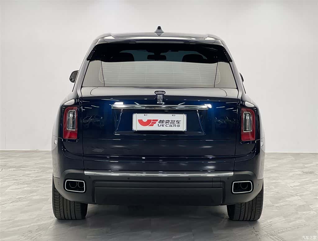 Rolls-Royce Cullinan, 2022 все фото