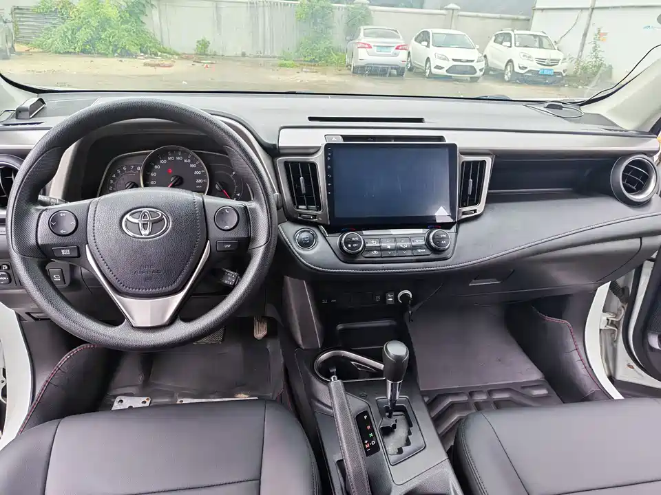 Toyota RAV4 Rongfang