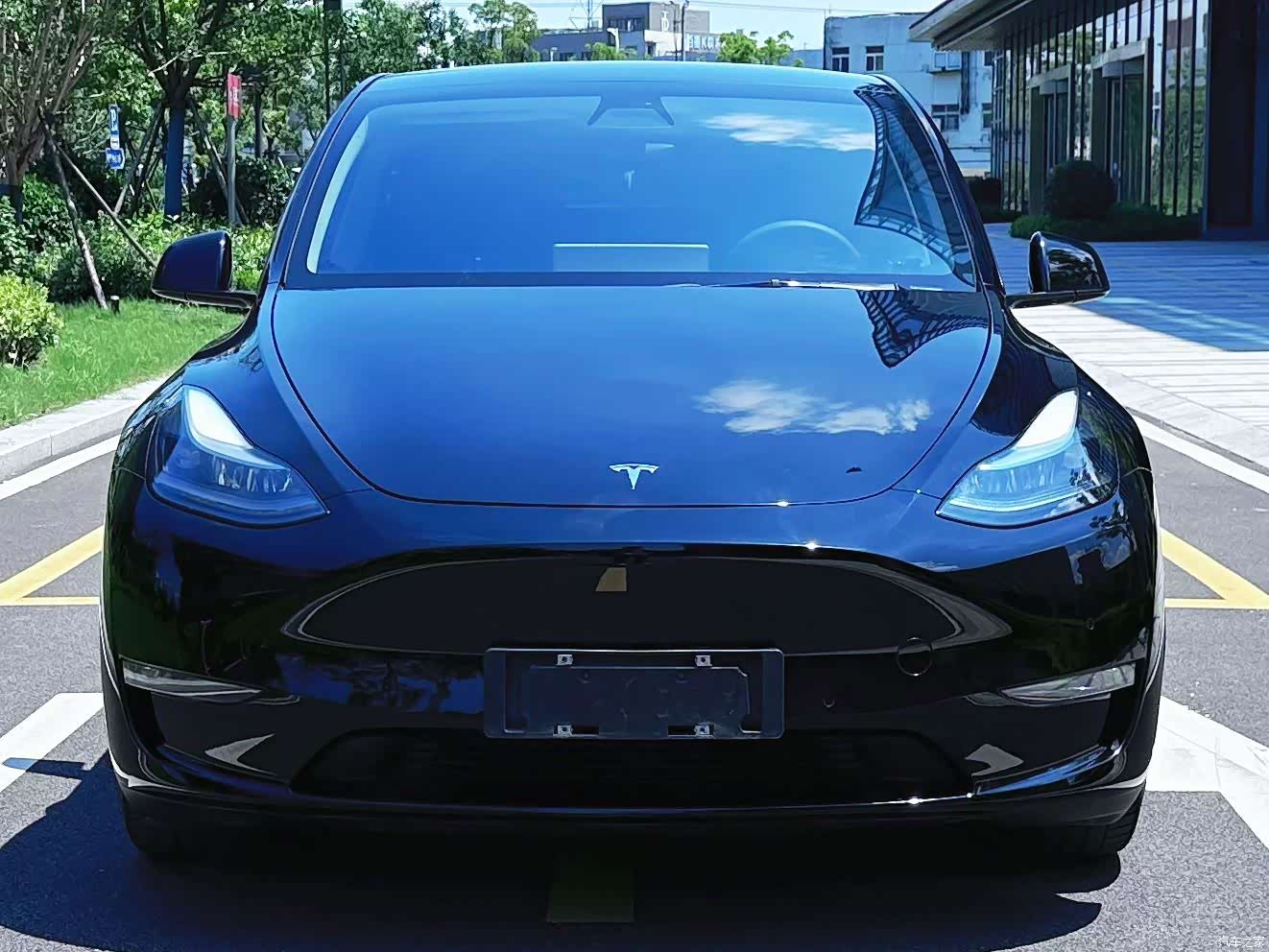 Tesla Model Y, 2021 2