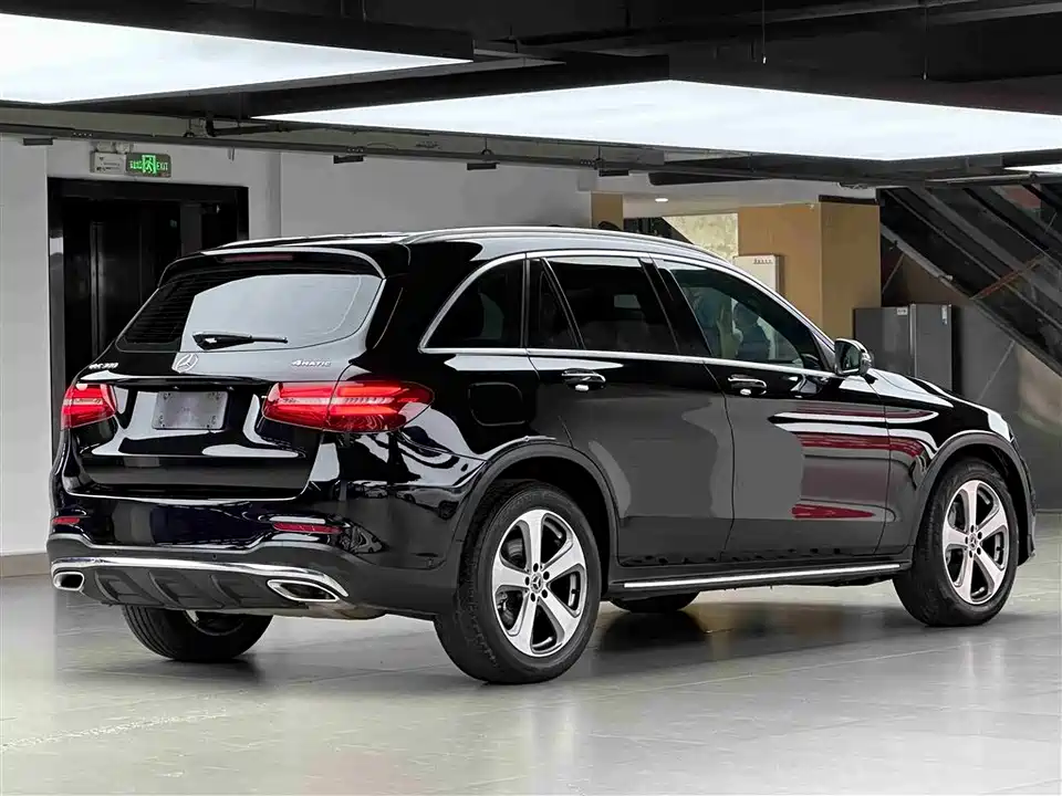 Mercedes-Benz GLC Mercedes-Benz GLC
