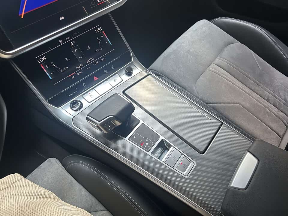 Audi A6L Audi A6L