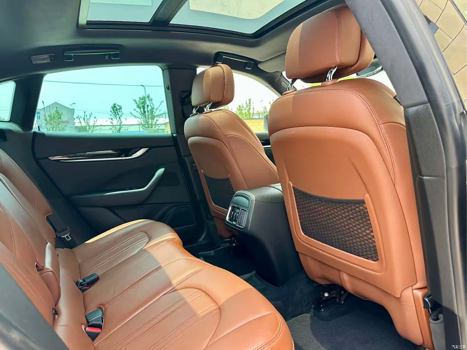 Maserati Levante, 2016 8