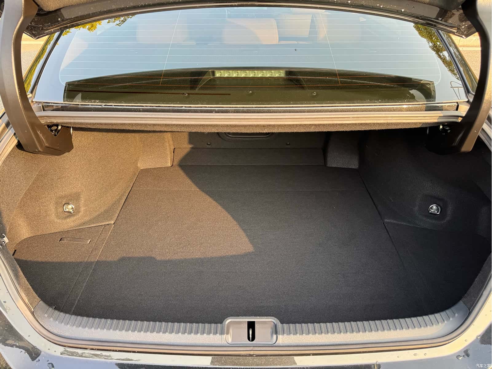 Lexus ES, 2024 11