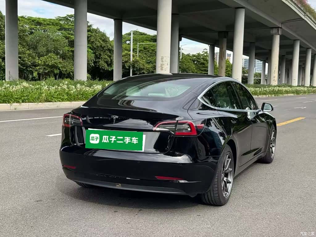 Tesla Model 3, 2021 7