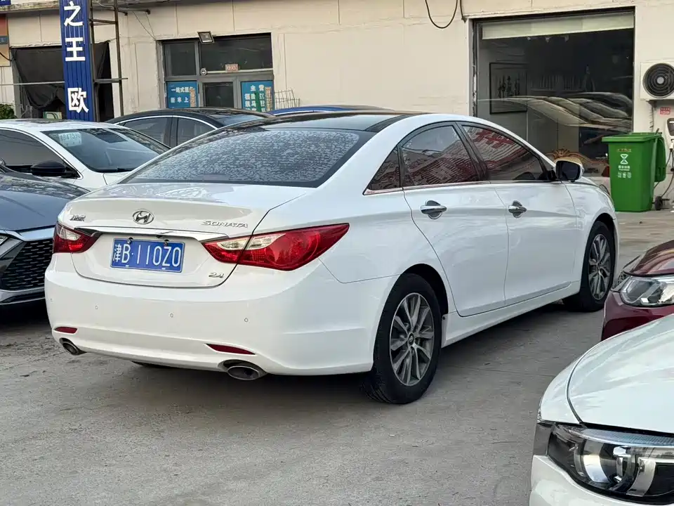 Hyundai Sonata