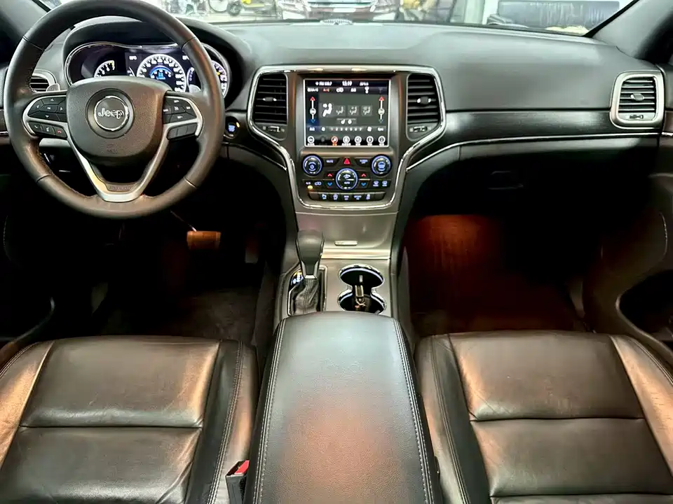 Jeep Grand Cherokee Jeep Grand Cherokee