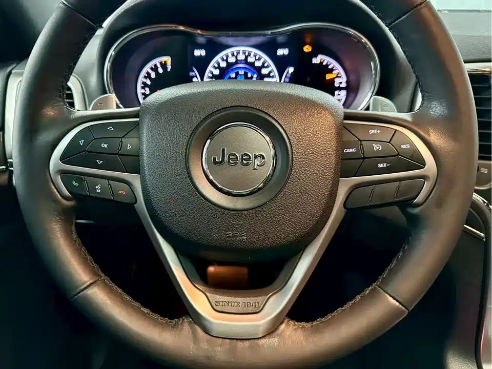 Jeep Grand Cherokee Jeep Grand Cherokee