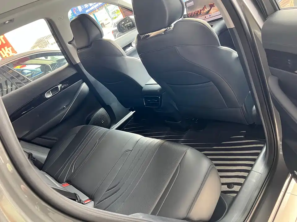 Geely Galaxy Galaxy E5