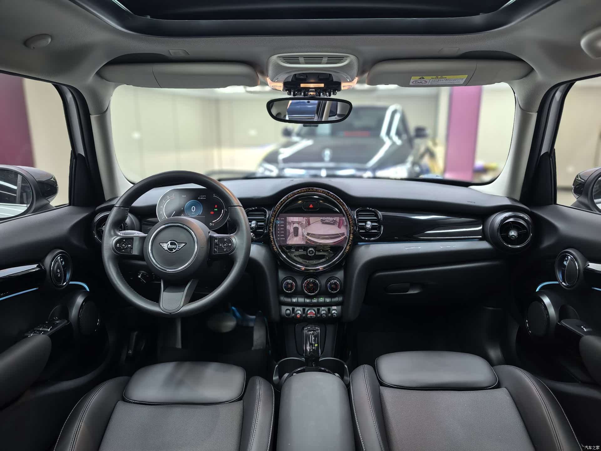 Mini Cooper, 2023 9