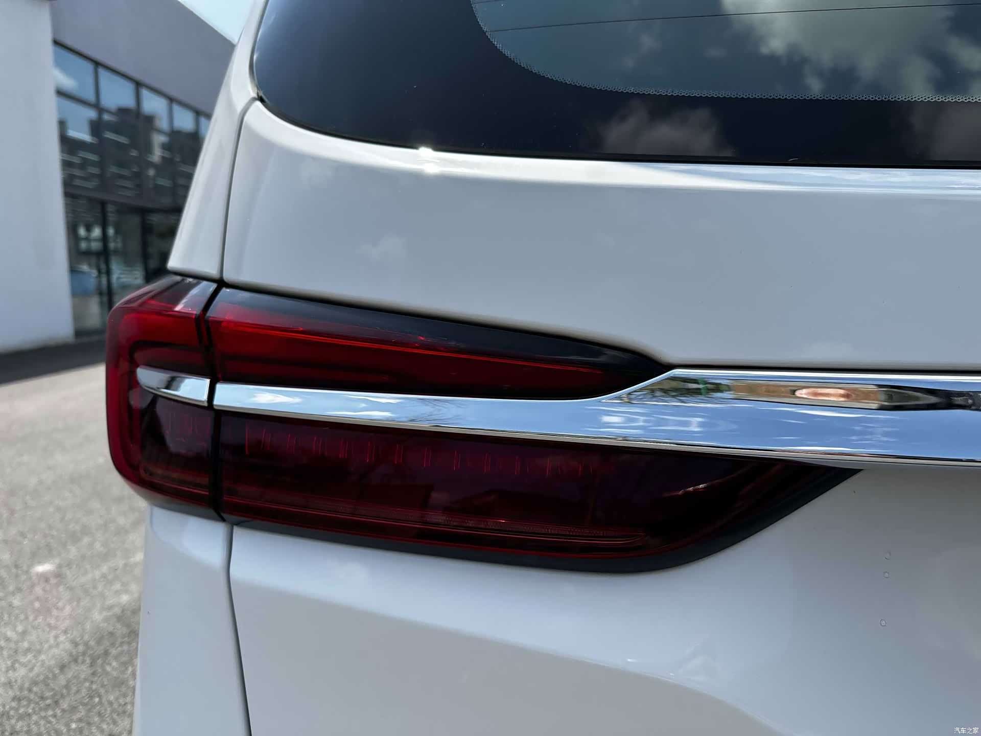 Buick GL8, 2022 11