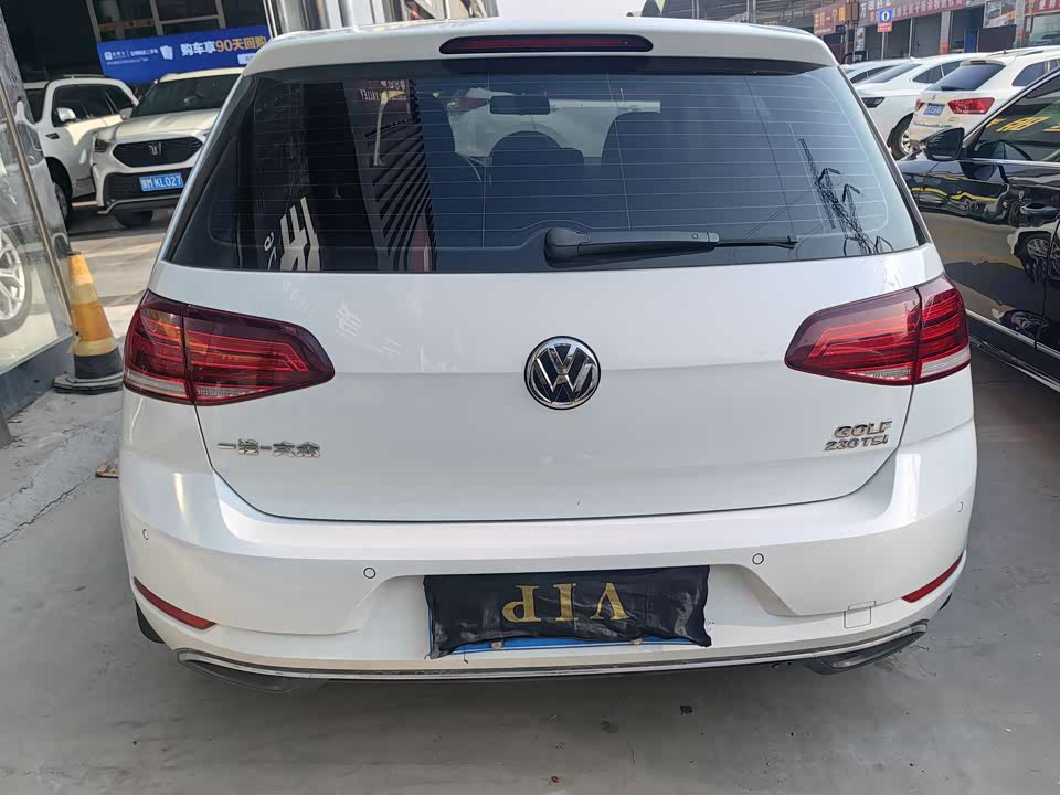 Volkswagen golf