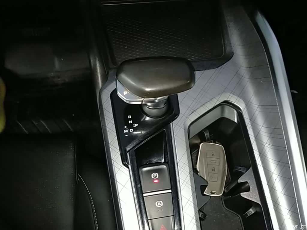 Geely Preface, 2022 14