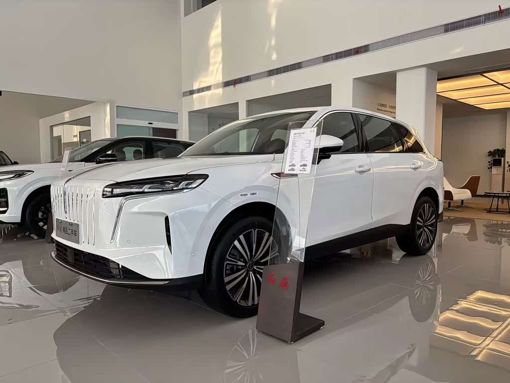 Hongqi HS6 PHEV