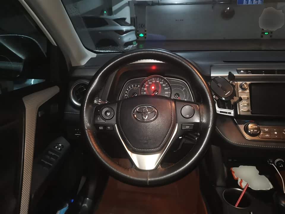 Toyota RAV4 Rongfang