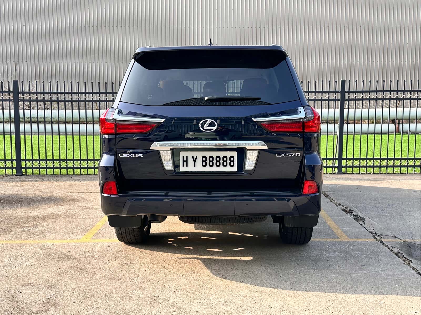 Lexus LX, 2016 6
