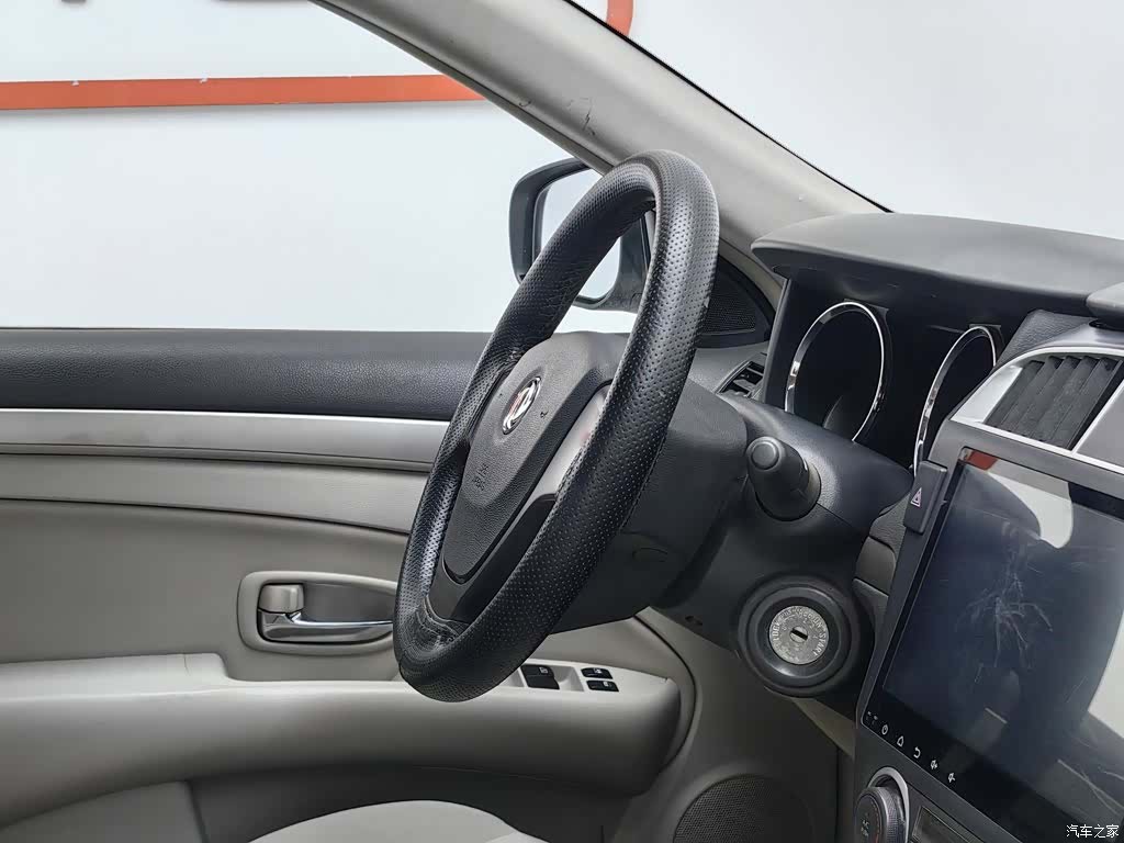 DongFeng A60, 2016 22