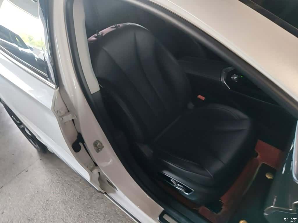 Geely +, 2021 25