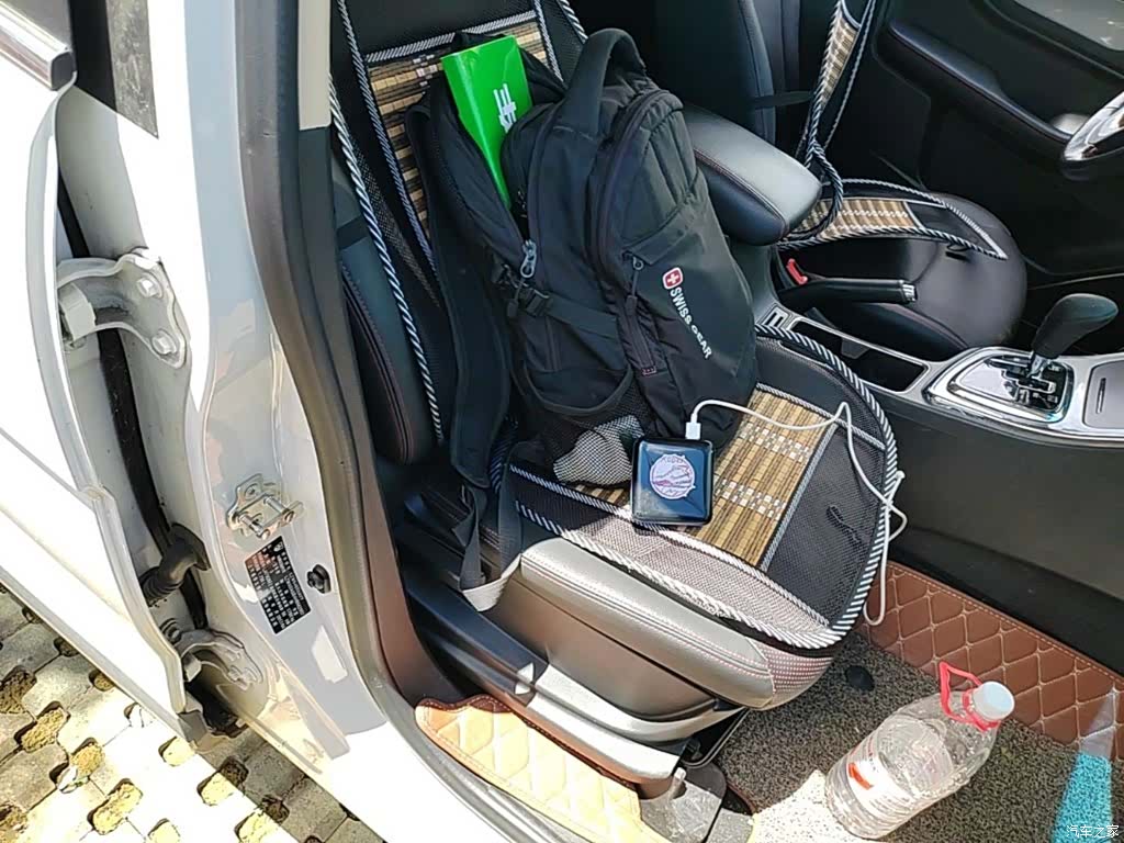 Wuling 560, 2018 25