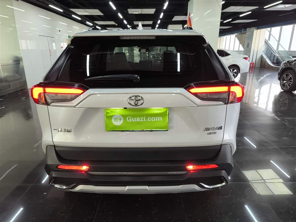 Toyota RAV4 Rongfang