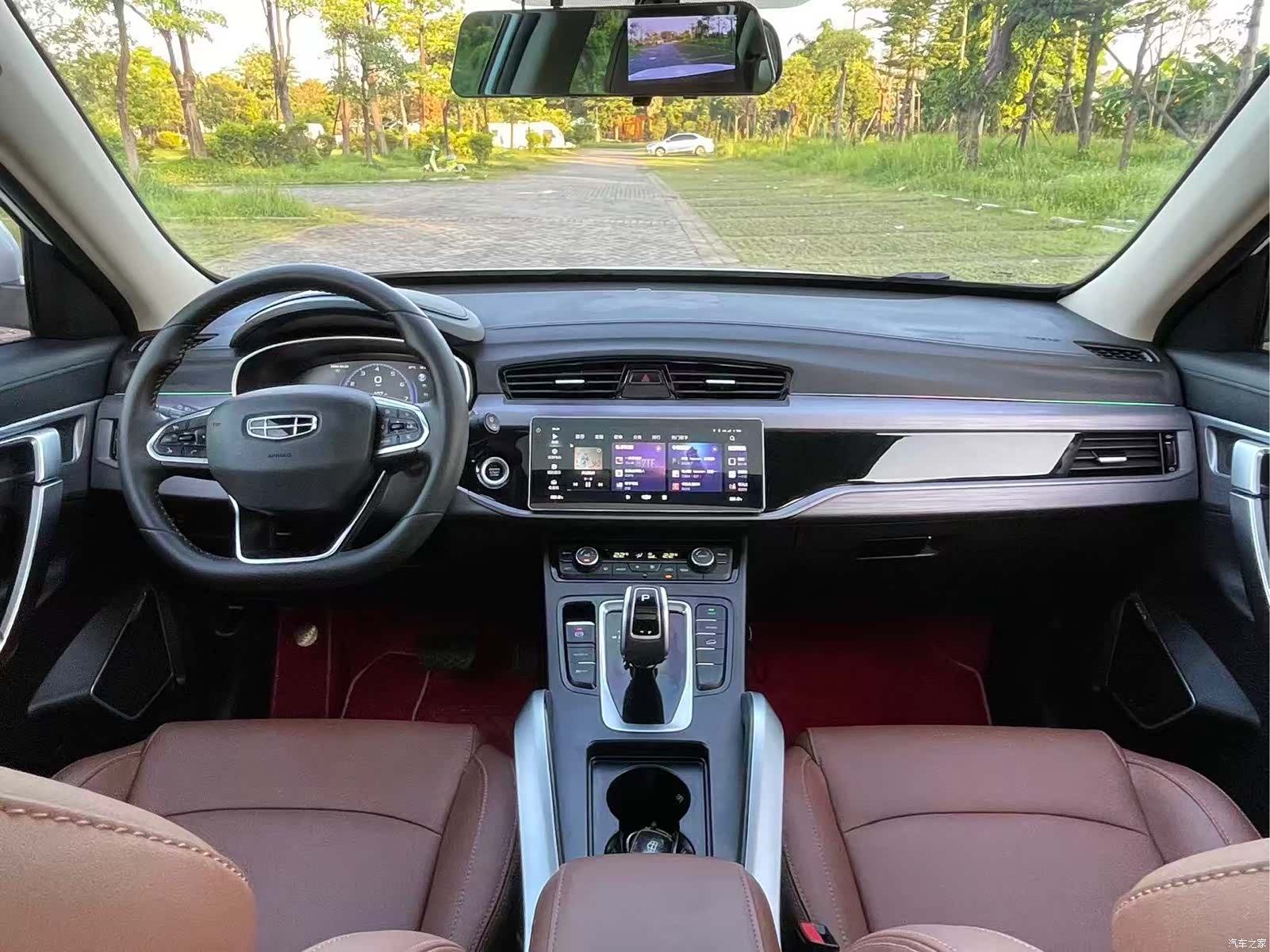 Geely Boyue, 2021 13