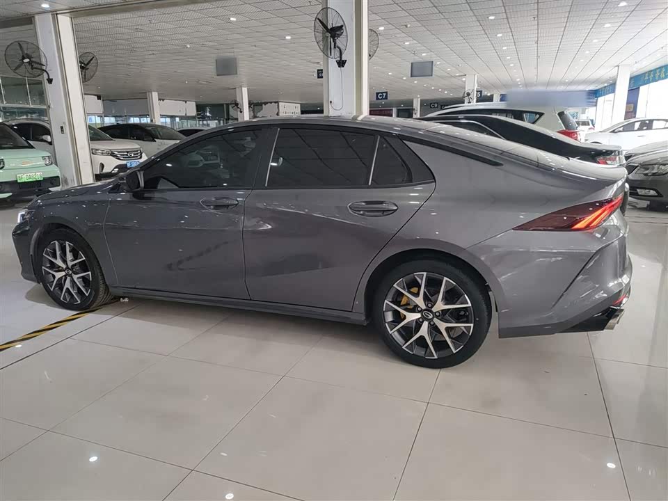 Trumpchi Shadow Leopard