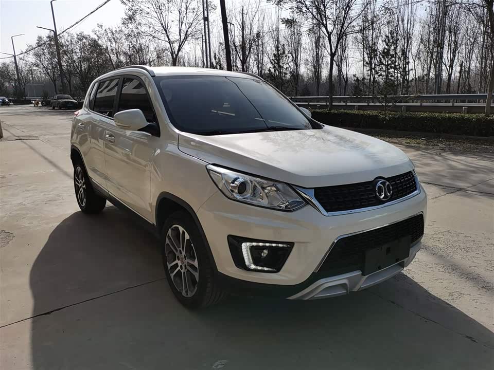 BAIC Shenbao X35