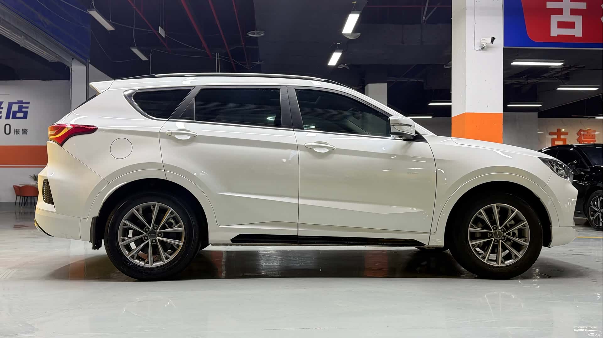 Jetour X70, 2020 4
