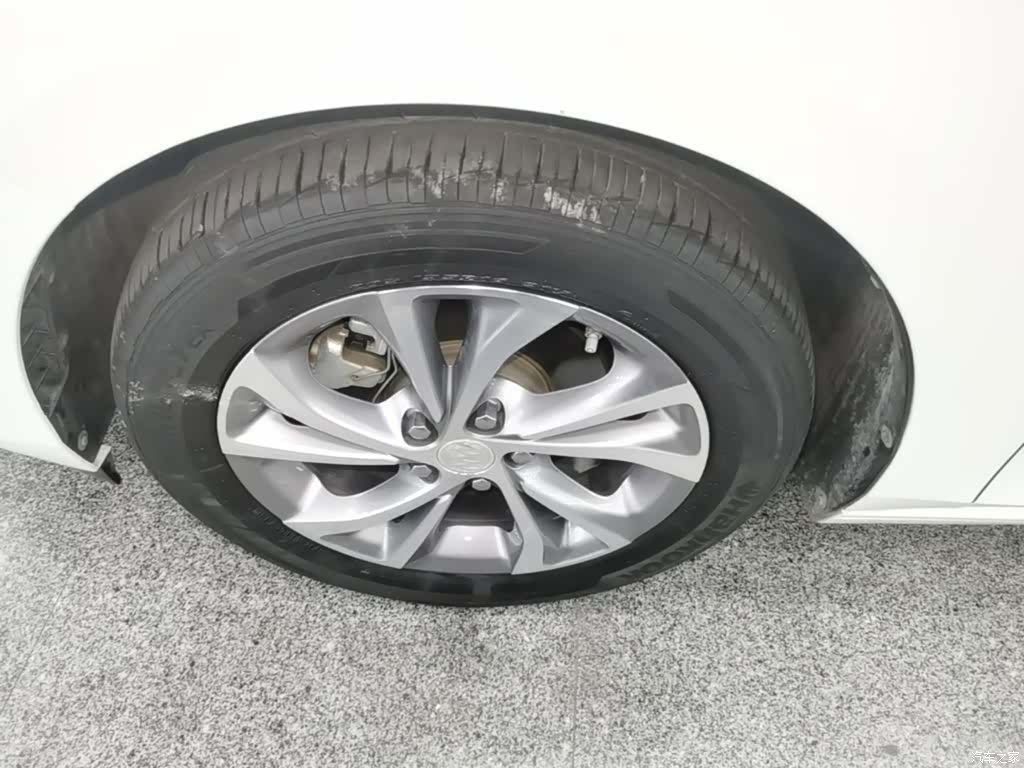 Buick Verano, 2023 23