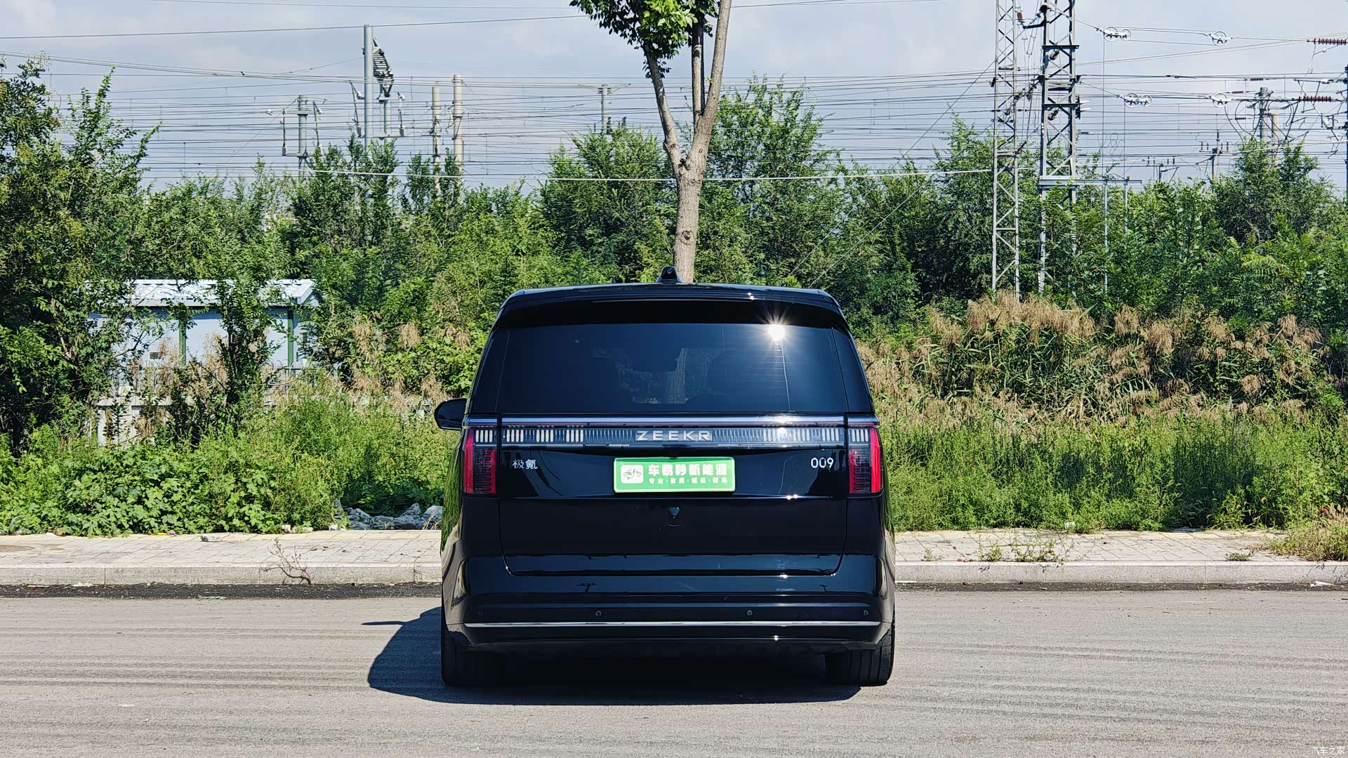 Zeekr 009, 2023 все фото