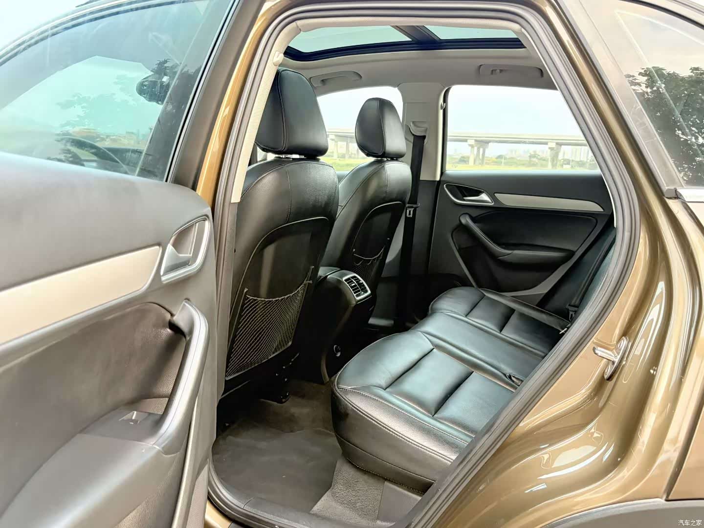 Audi Q3, 2014 9