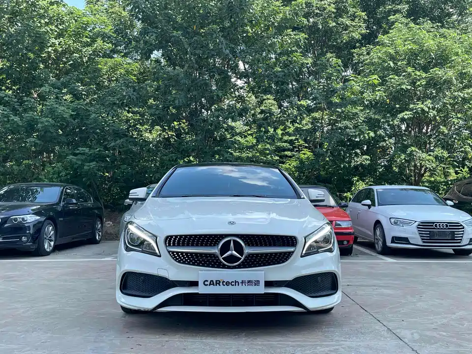 Mercedes-Benz CLA Mercedes-Benz CLA