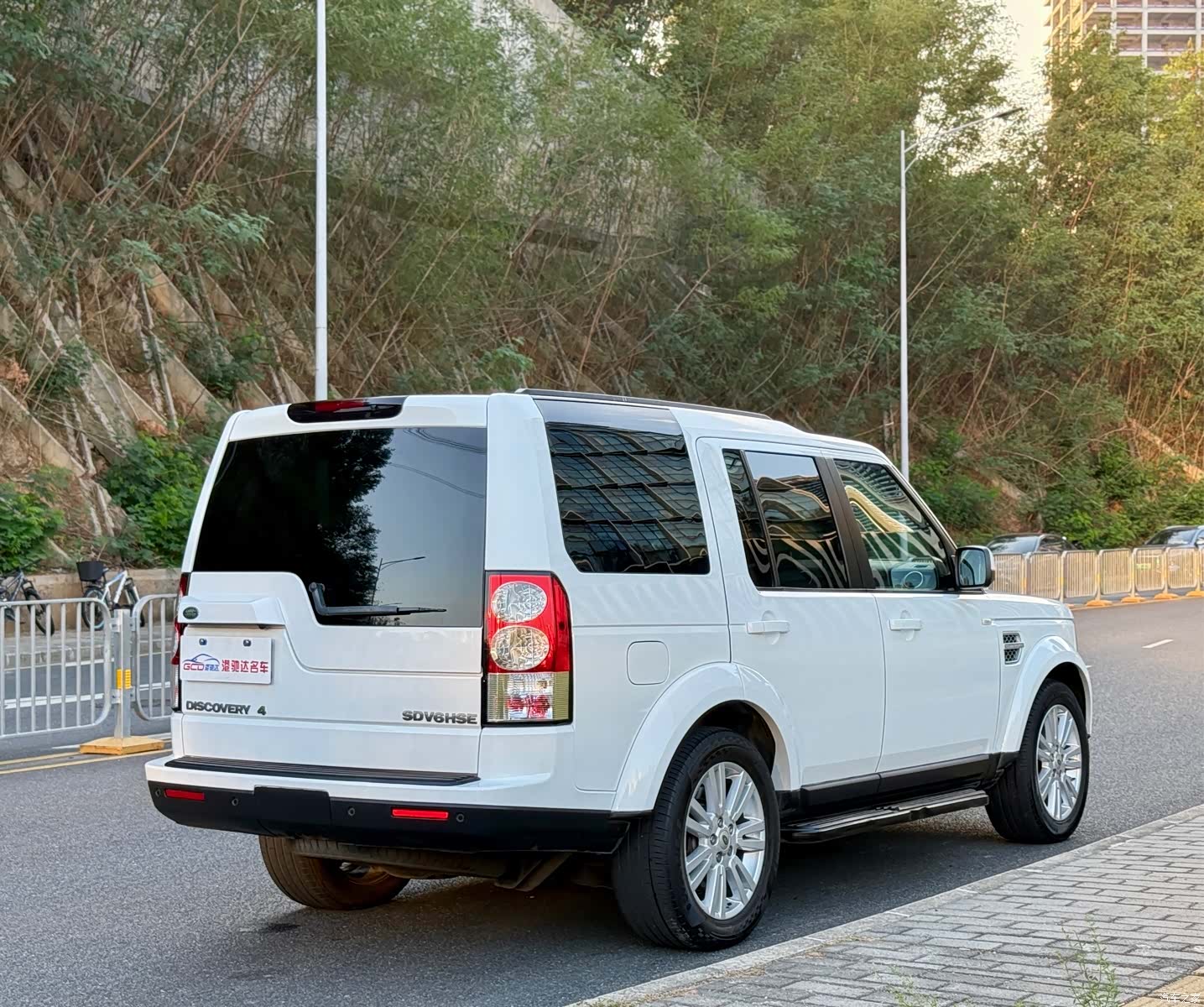 Land Rover Discovery, 2011 4