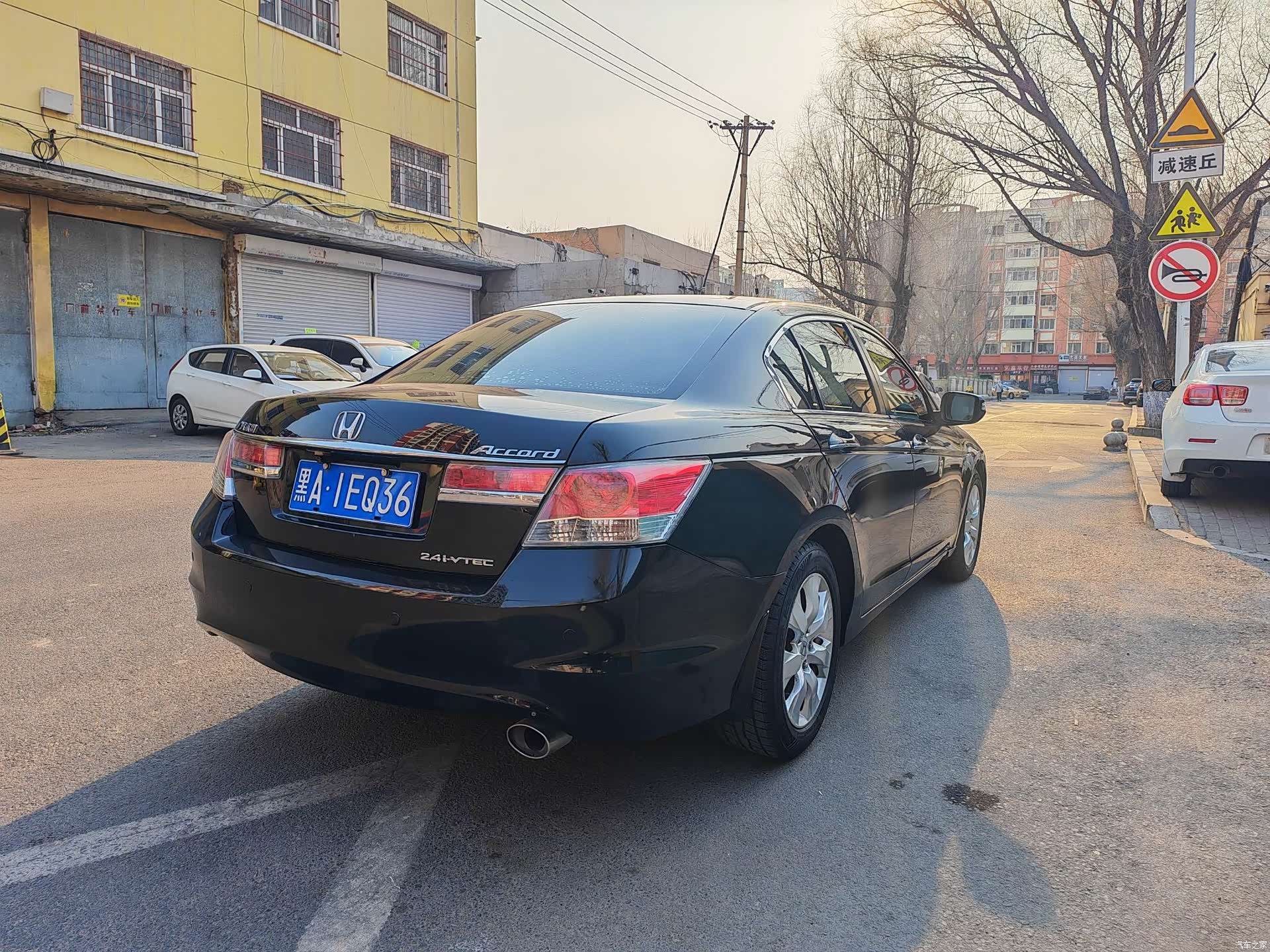 Honda Accord, 2011 4