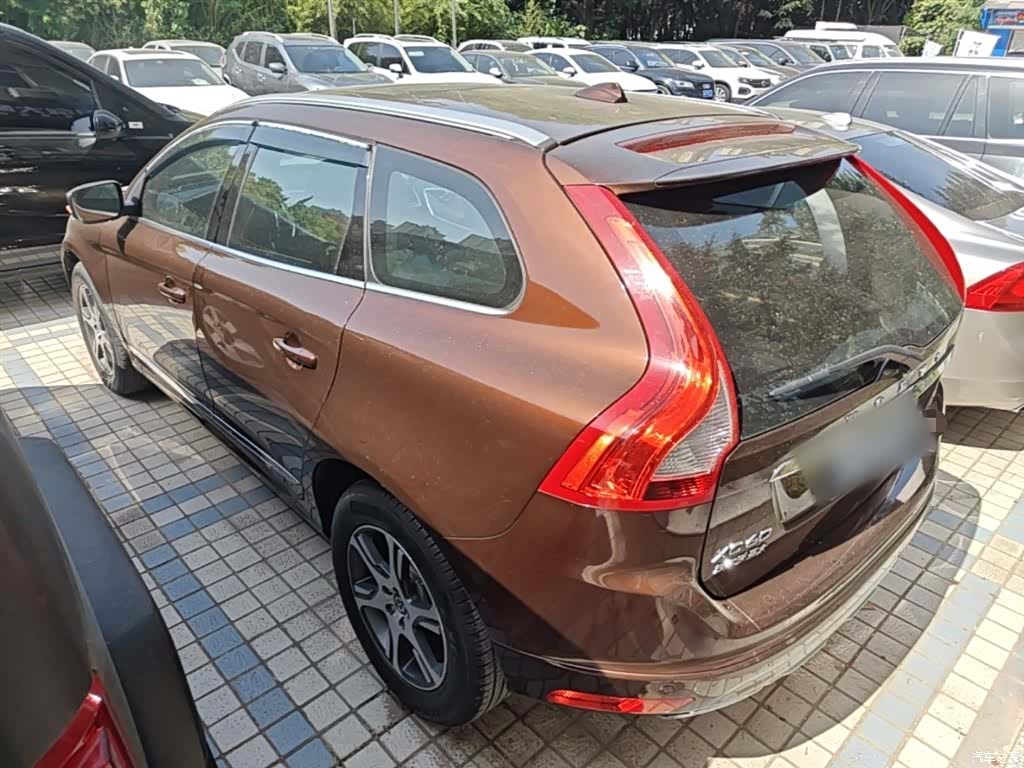 Volvo XC60, 2015 все фото