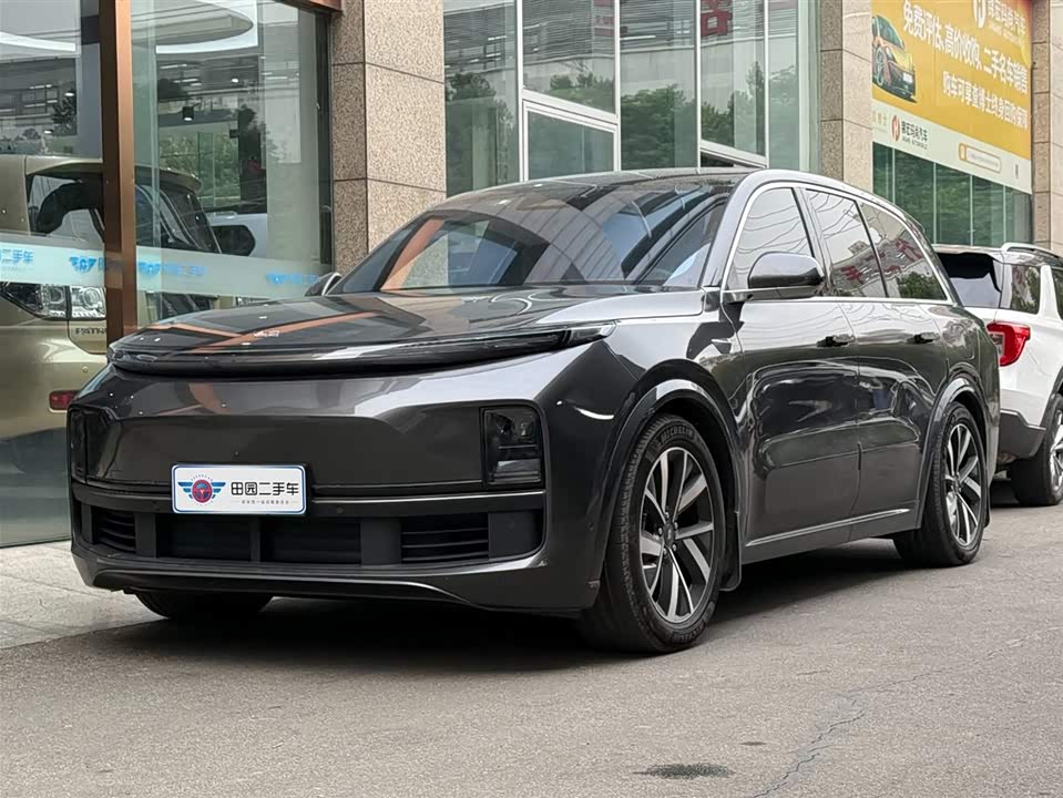 Li Auto Ideal L8