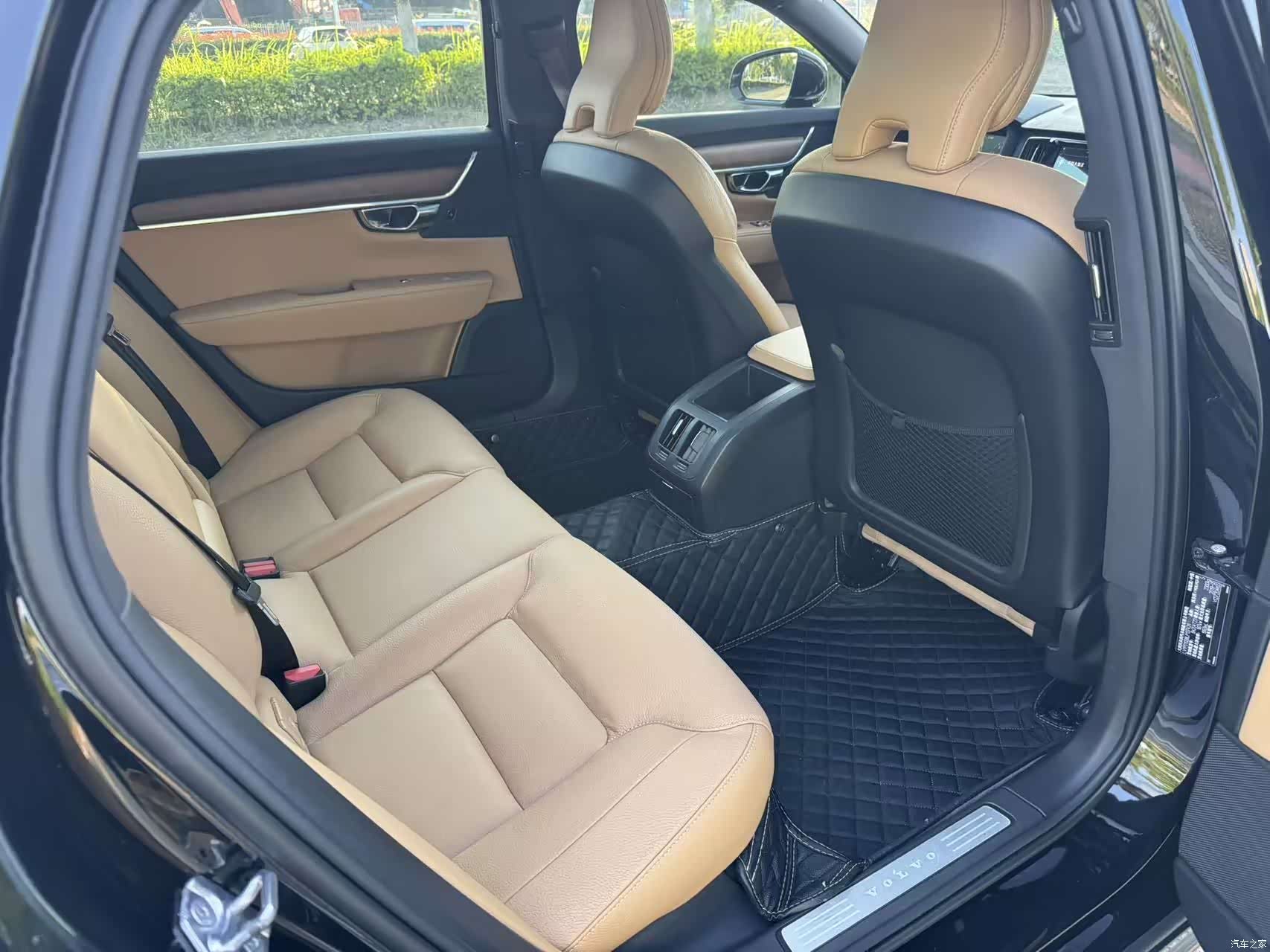 Volvo S90, 2019 13