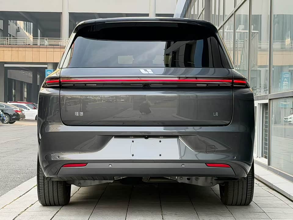 Li Auto Ideal L8