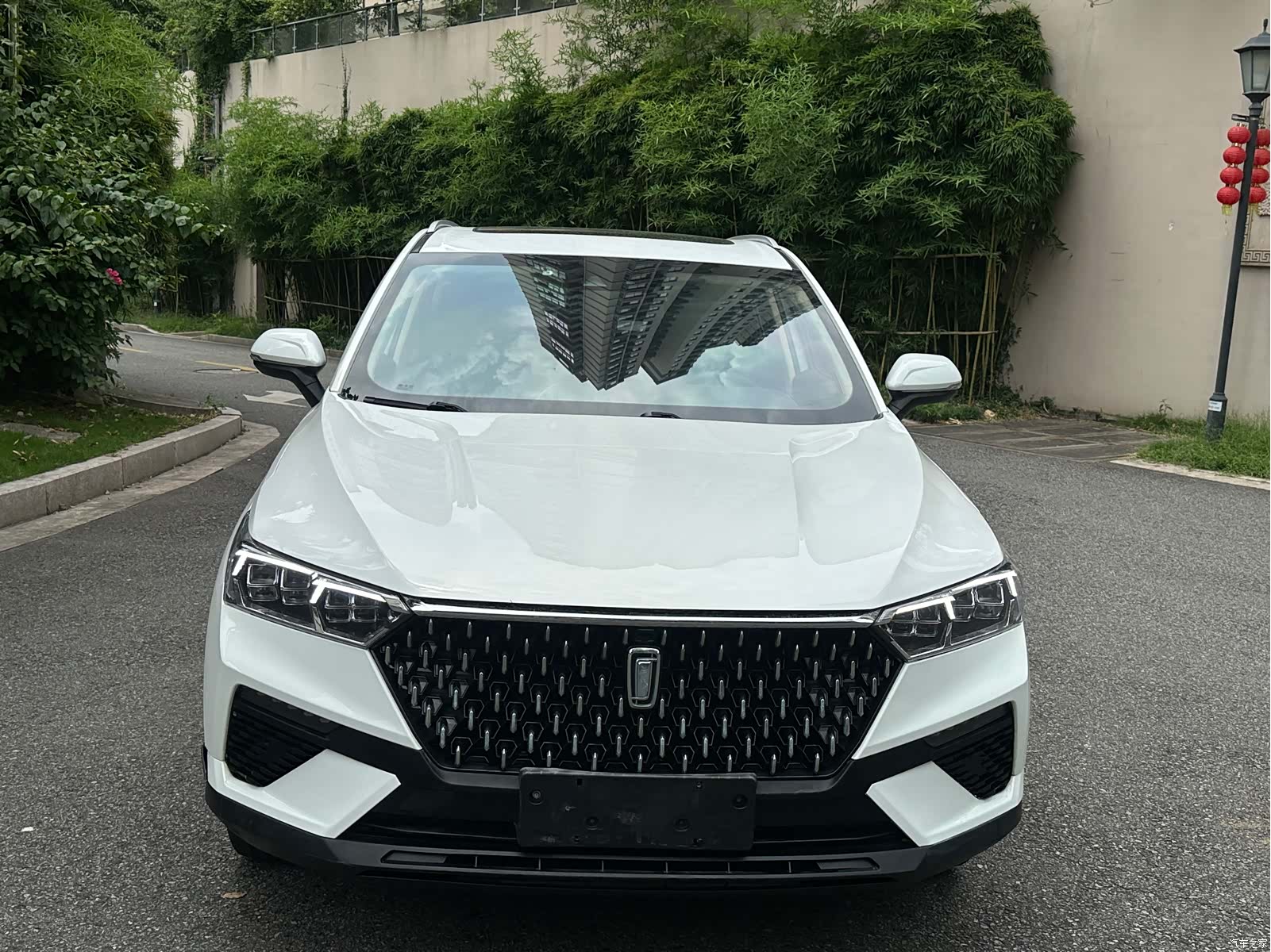Bestune T77, 2019 2