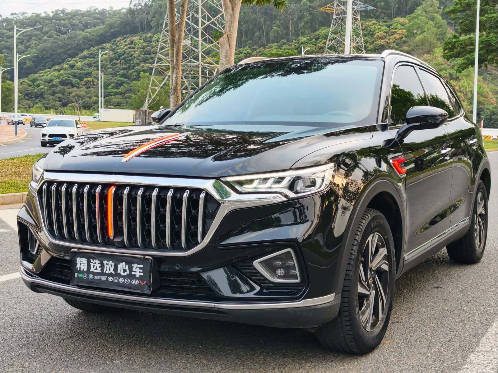 Hongqi HS5, 2023 1