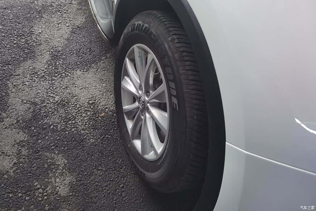 Buick Envision Plus, 2016 6