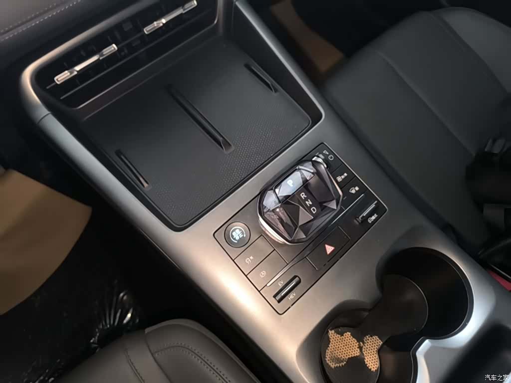 BYD Qin, 2025 14