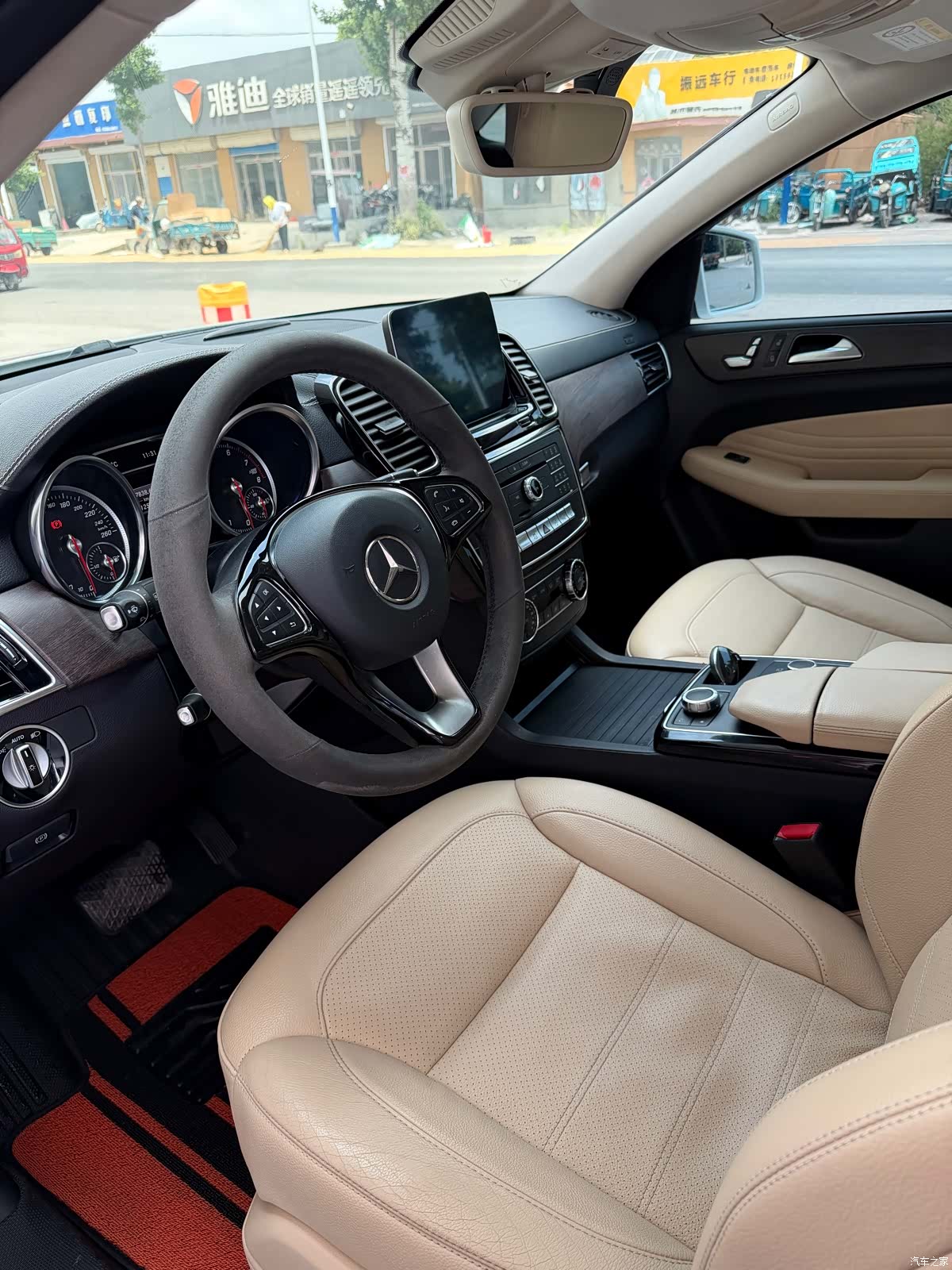 Mercedes-Benz GLE, 2018 10