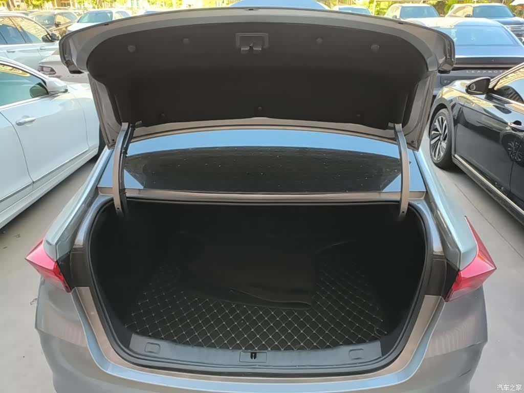 Buick Verano, 2023 19