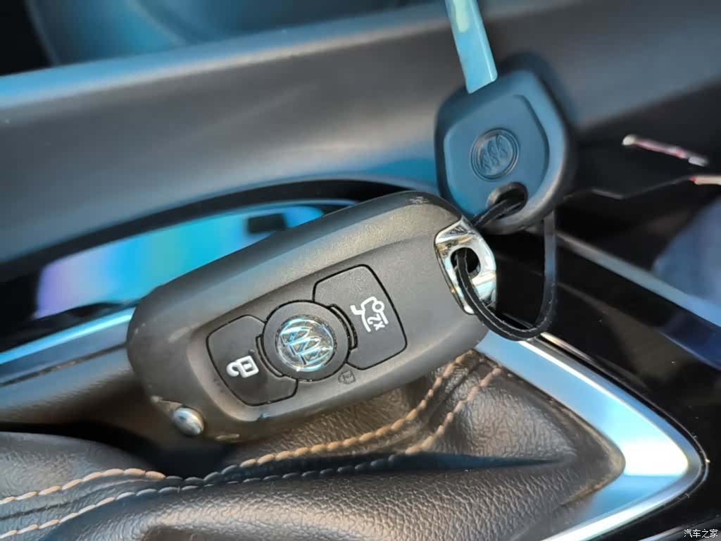 Buick Verano, 2023 9