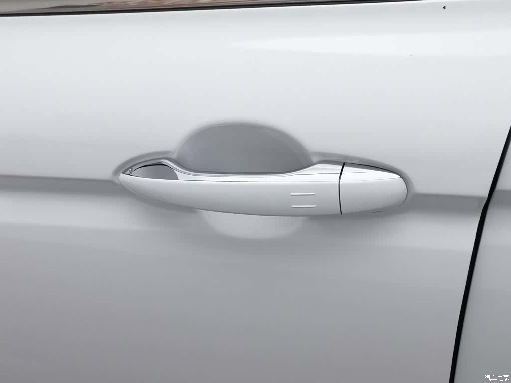 Geely Emgrand, 2021 18