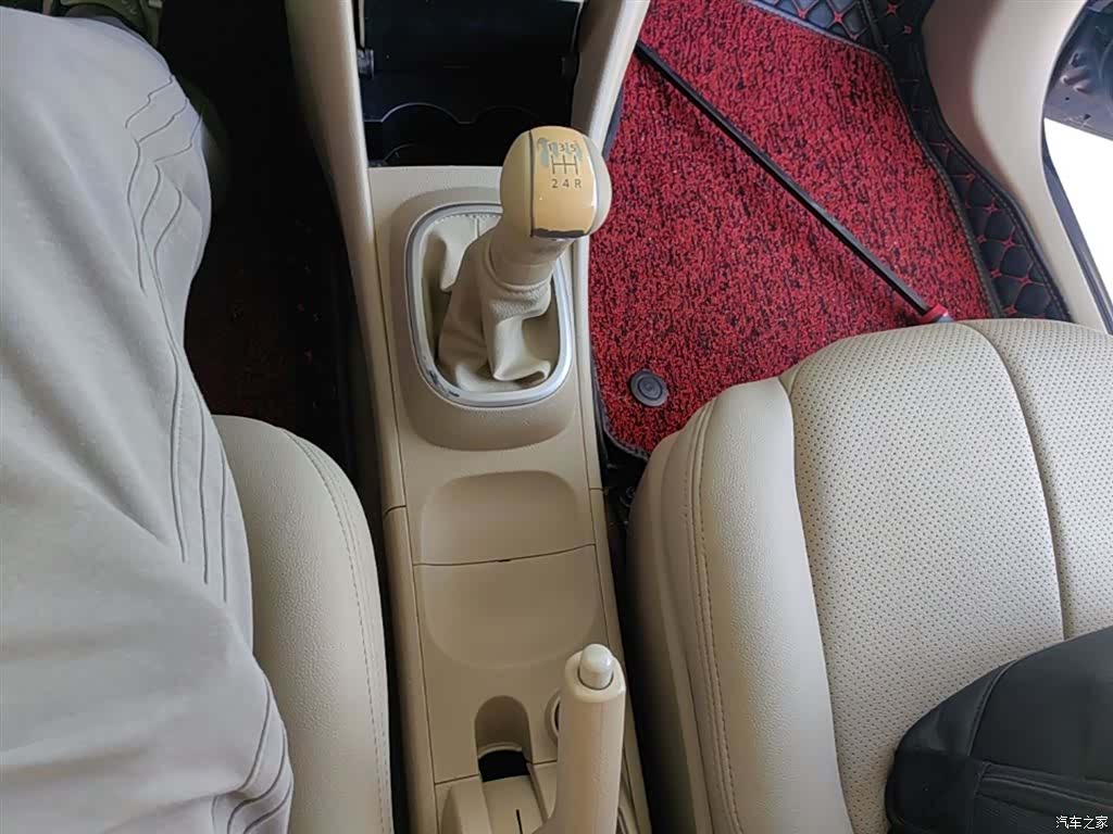 Nissan Sylphy, 2017 13