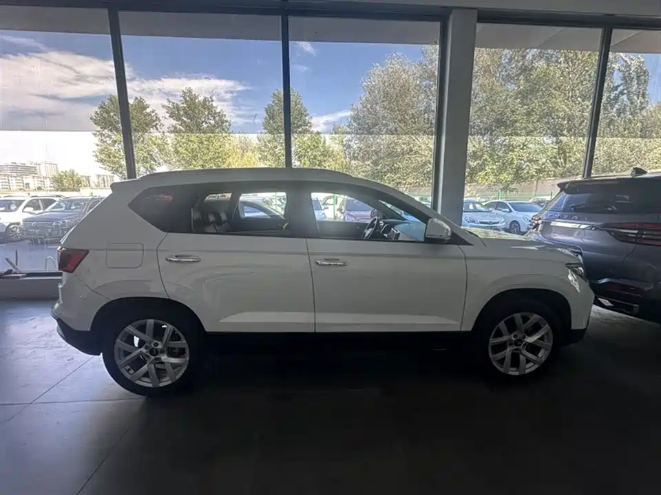 Jetta VS5