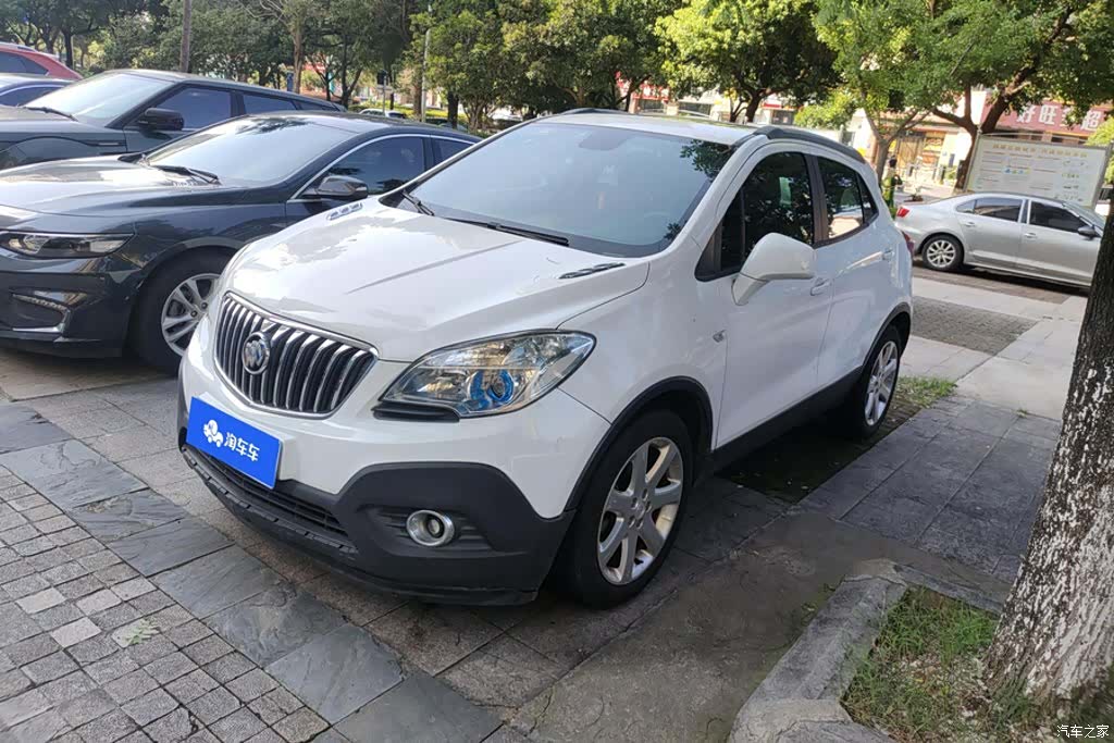 Buick Encore, 2015 1
